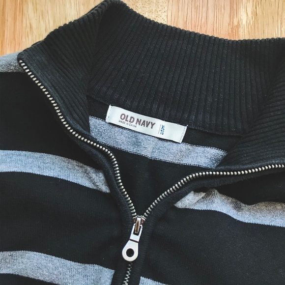 Old Navy - Men’s Black & Grey Striped Sweater - Picture 2 of 5